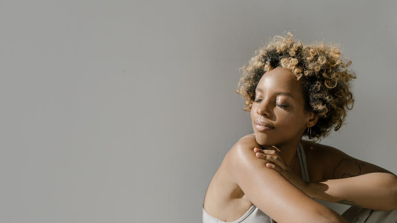 Women’s Sexual Wellness: Hormonal & Regenerative Care